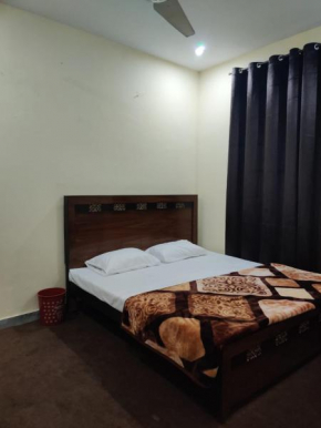 Fully Furnished Room in Guesthouse in F6, Islamabad